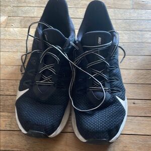 Nike classic black
